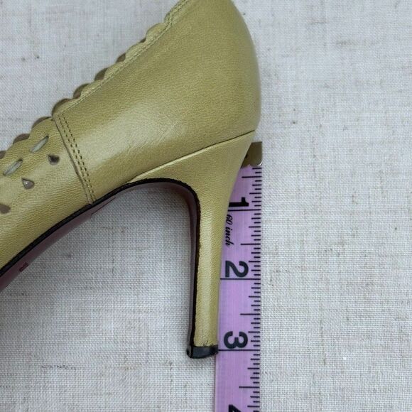 ANN TAYLOR Pistachio Green Leather Scallop Bow Pumps Stiletto Heels 5 Italy Made - Picture 15 of 16